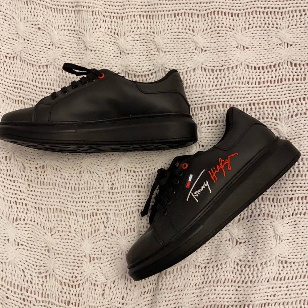 Tommy Hilfiger sneakers